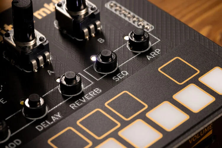  NEW
? Korg Nu:Tekt NTS-1 MKII DIY Digital Synthesizer Kit