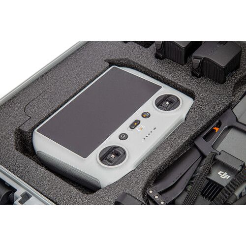  Nanuk 925 Waterproof Hard Case for Mavic 3 Pro/Pro Cine (Silver)