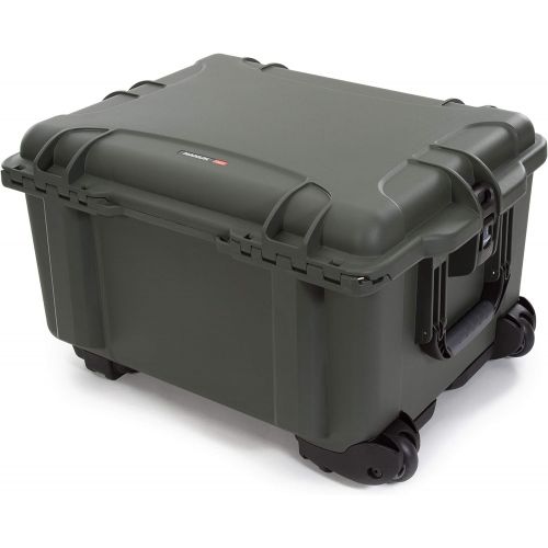  Nanuk 960 Waterproof Hard Case with Wheels Empty - Black