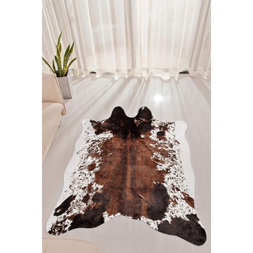  NativeSkins Faux Cowhide Rug - Large (4.6 x 6.6): Cow Print Fur Skin for Home