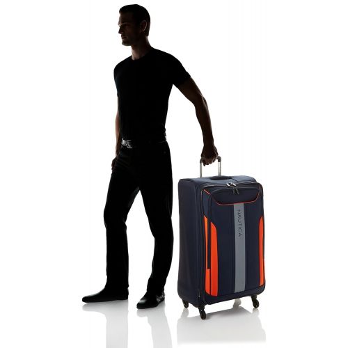  Nautica 28 Expandable Spinner Luggage