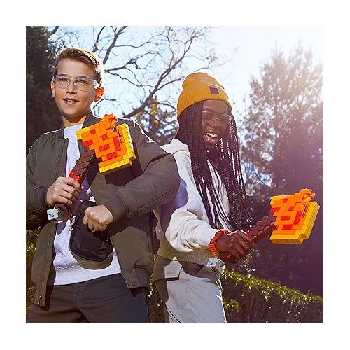 너프 Nerf Minecraft Firebrand, Dart Blasting Axe, 6 Nerf Elite Foam Darts, Design Inspired by Minecraft Axe in The Game, Pull Down Priming, Minecraft Toys