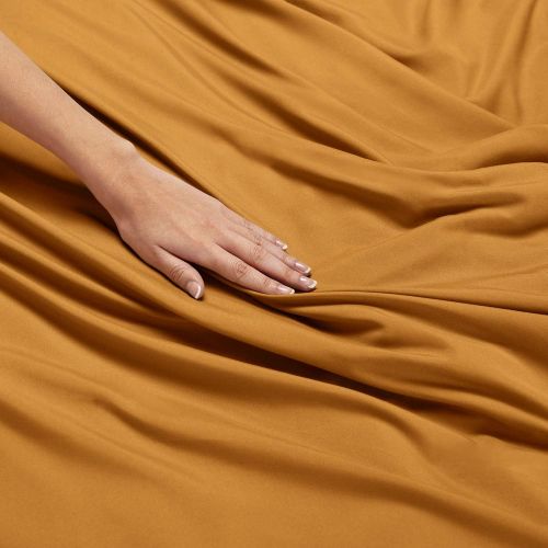  Nestl Bedding Soft Sheets Set  4 Piece Bed Sheet Set, 3-Line Design Pillowcases  Easy Care, Wrinkle Free  Good Fit Deep Pockets Fitted Sheet  Free Warranty Included  Full, Moc