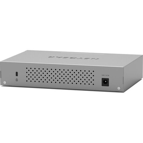  Netgear MS108UP 8-Port 2.5G PoE++ Compliant Unmanaged Network Switch