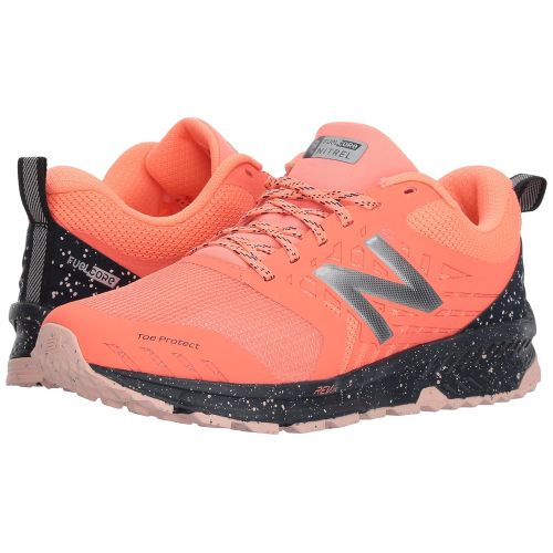  New+Balance New Balance Womens Nitrel v1 FuelCore Trail Running Shoe