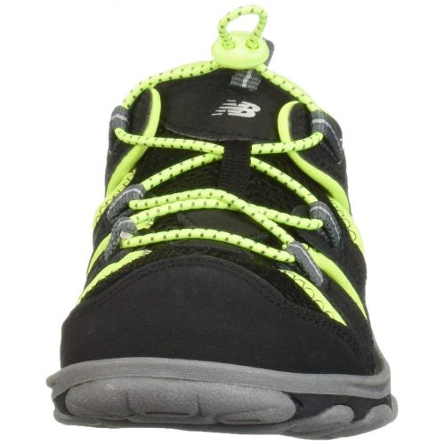  New+Balance New Balance Kids Adirondack Sandal Sport, Black/Lime G5W W US Big