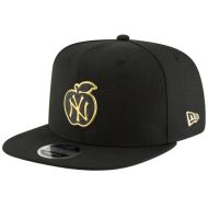 New Era Apple Snapback - Mens