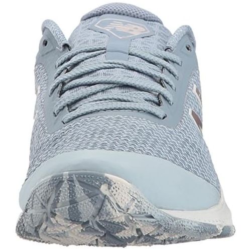 뉴발란스 New Balance Womens Minimus 40 V1 Cross Trainer