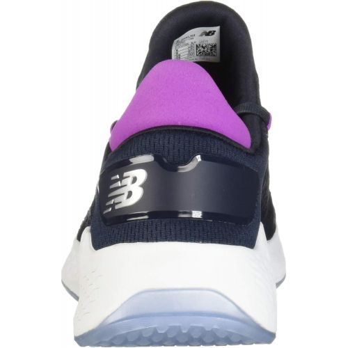 뉴발란스 New Balance Womens Fresh Foam Lazr V2 Hypoknit Sneaker