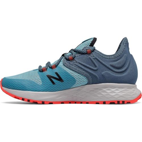 뉴발란스 New Balance Womens Fresh Foam Roav Trail V1 Sneaker