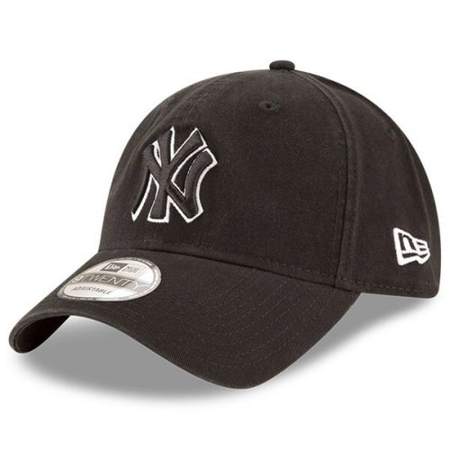  Men's New York Yankees New Era Black Core Classic Twill 9TWENTY Adjustable Hat