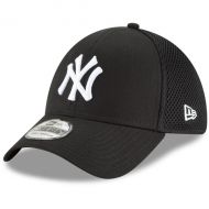Men's New York Yankees New Era Black Neo 39THIRTY Unstructured Flex Hat