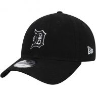Men's Detroit Tigers New Era Black Core Classic Twill 9TWENTY Adjustable Hat