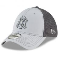 Men's New York Yankees New Era Gray Grayed Out Neo 39THIRTY Flex Hat