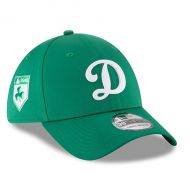 Men's Los Angeles Dodgers New Era Green 2018 St. Patrick's Day Prolight 39THIRTY Flex Hat