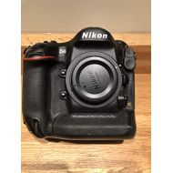 Nikon D4 16.2 MP CMOS FX Digital SLR with Full 1080p HD Video (Body Only) (OLD MODEL)