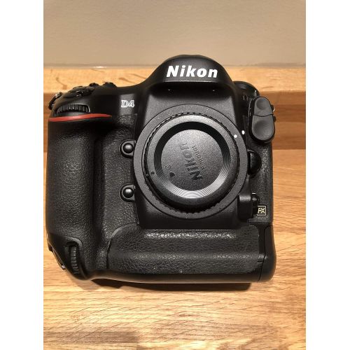  Nikon D4 16.2 MP CMOS FX Digital SLR with Full 1080p HD Video (Body Only) (OLD MODEL)