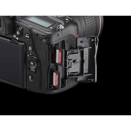  Nikon D780 w/AF-S NIKKOR 24-120mm f/4G ED VR