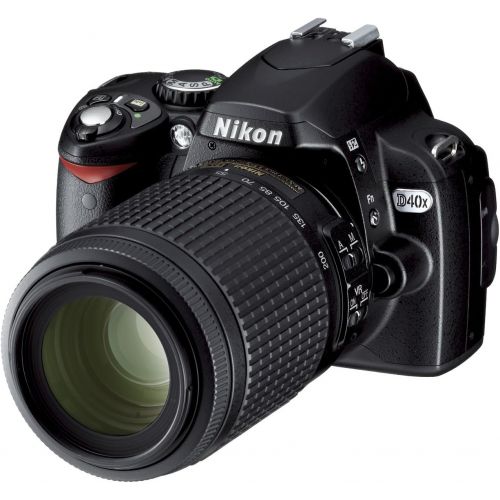  Nikon D40x 10.2MP Digital SLR Camera with 18-55mm f/3.5-5.6G ED II AF-S DX Zoom-Nikkor Lens (OLD MODEL)