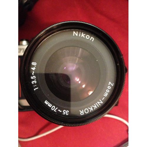  Nikon FM-10 35mm SLR Camera Kit with 35-70mm F3.5-4.8 Zoom Lens & Camera Case