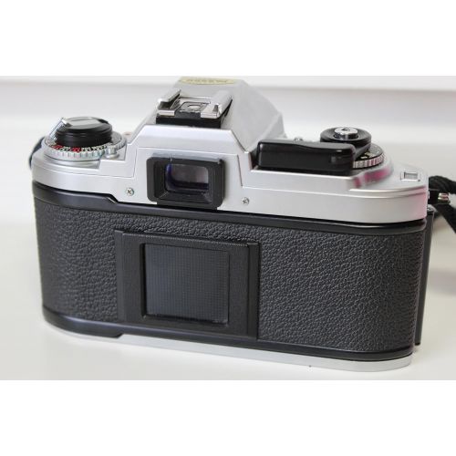  [아마존베스트]Nikon FG SLR film camera in chrome body