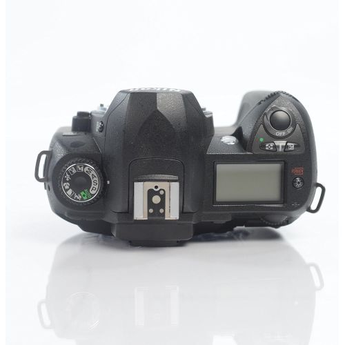  Nikon D70S 6.1MP Digital SLR Camera Kit with 18-70mm Nikkor Lens