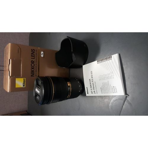  Nikon 24-70mm Nikkor AF-S f2.8G ED Autofocus Lens