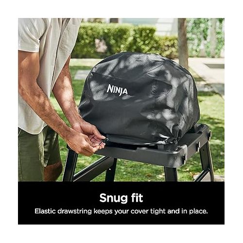 닌자 Ninja XSKCOVERXL Woodfire Premium Grill Cover Pro, Compatible with OG800 and OG900 Series, UV & Water Resistant, Elastic Drawstring for Snug Fit, Lightweight, Year-Round Protection, 13'' x 24'', Black