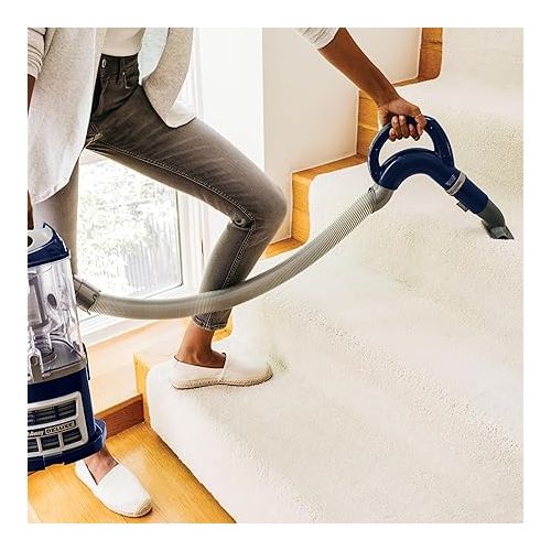 닌자 Shark NV360 Navigator Lift-Away Deluxe Upright Powerful Suction Vacuum for Hardwood Floor, Carpet, Muti-Surface Spotless Cleaning with Large Dust Cup Capacity, Swivel Steering, Blue (Renewed)