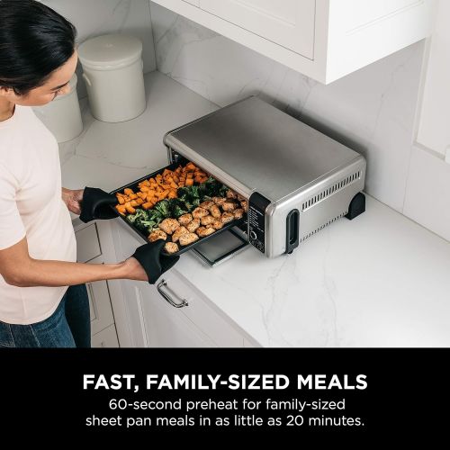 닌자 Ninja SP101 Foodi Digital Fry, Convection Oven, Toaster, Air Fryer, Flip-Away for Storage, with XL Capacity, and a Stainless Steel Finish