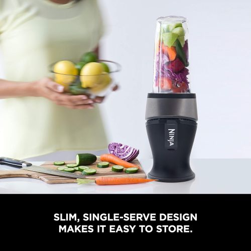 닌자 Ninja Personal Blender for Shakes, Smoothies, Food Prep, and Frozen Blending with 700-Watt Base and (2) 16-Ounce Cups with Spout Lids (QB3001SS): Kitchen & Dining