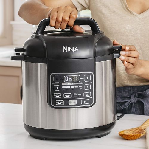 닌자 Ninja Instant Cooker, 1000-Watt Pressure Cooker, Slow Cooker, Multi Cooker, and Steamer with 6-Quart Ceramic Coated Pot & Steam Rack (PC101), BlackSilver