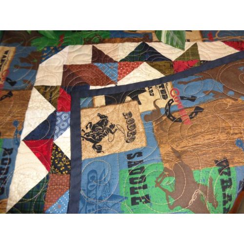  QuiltedbyChelle Western Quilt, Buggy Wheels Block, Buggy Wheels small quilt, Scrappy quilt, Country Quilt 930-7