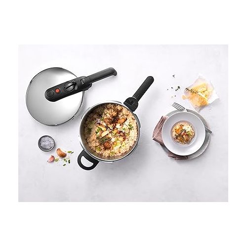  ZWILLING EcoQuick II Pressure Cooker / Steam Pressure Cooker Diameter 22 cm 6 L for All Hobs Including Induction 18/10 Stainless Steel Silver