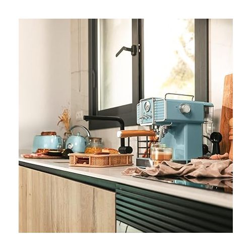  Cecotec Espresso Machine Power Espresso 20 Tradizionale Light Blue, 1350 W, Espresso and Cappuccino, 20 Bar and Thermoblock, Steam Outlet, Pressure Gauge, Vintage Design, Capacity 1.5 Litres