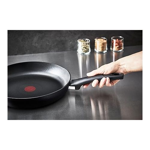  Tefal G28890 Hard Titanium On Pan Set 24 + 28 cm Aluminium Safe Non-Stick Coating Thermal Signal Temperature Indicator Suitable for All Hobs Suitable for Induction Cookers Black Pack of 2