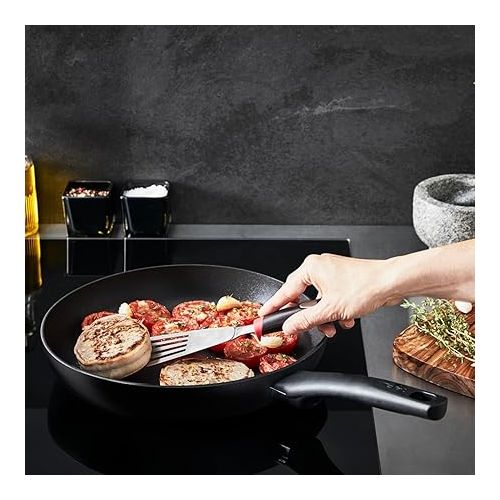  Tefal G28806 Hard Titanium On Frying Pan 28 cm Aluminium Safe Non-Stick Coating Thermal Signal Temperature Indicator Suitable for All Hobs Suitable for Induction Cookers Black