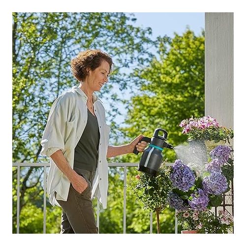  Gardena pressure sprayer 1.25 L: pressure sprayer with angled 90° nozzle, second opening with additional dosing cap, ergonomic handle (11120-20), turquoise, black, grey, orange