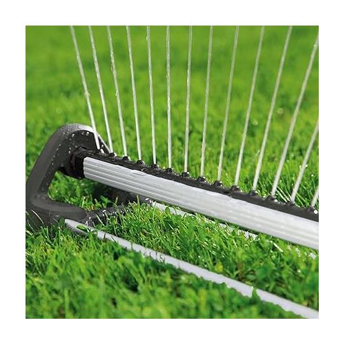  Gardena Classic Oscillating Polo 250 Square Sprinkler: Lawn sprinkler for even surface irrigation of 110-250 m2, range 8-18 m, max. 14 m, maintenance-free thanks to stainless steel dirt filter (2083-20)