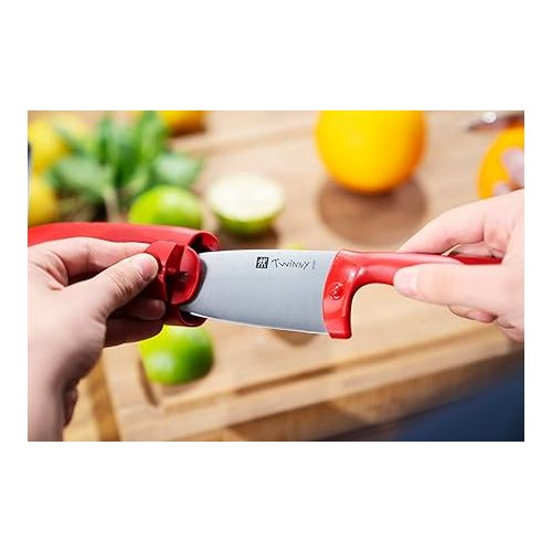  ZWILLING Twinny Children's Chef's Knife, 10 cm, with Finger Guard, Stainless Steel, Rounded Blade Shape, Child-friendly Design, Plastic Handle, Red