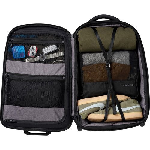  Nomatic Navigator 37L Wheeled Expandable Carry-On Bag (Black)