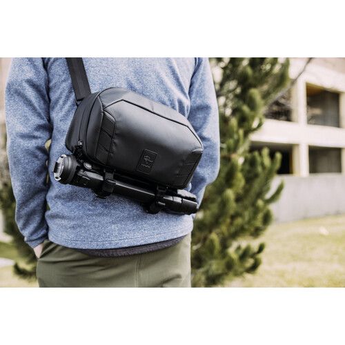  Nomatic McKinnon Camera Sling (Black, 8L)