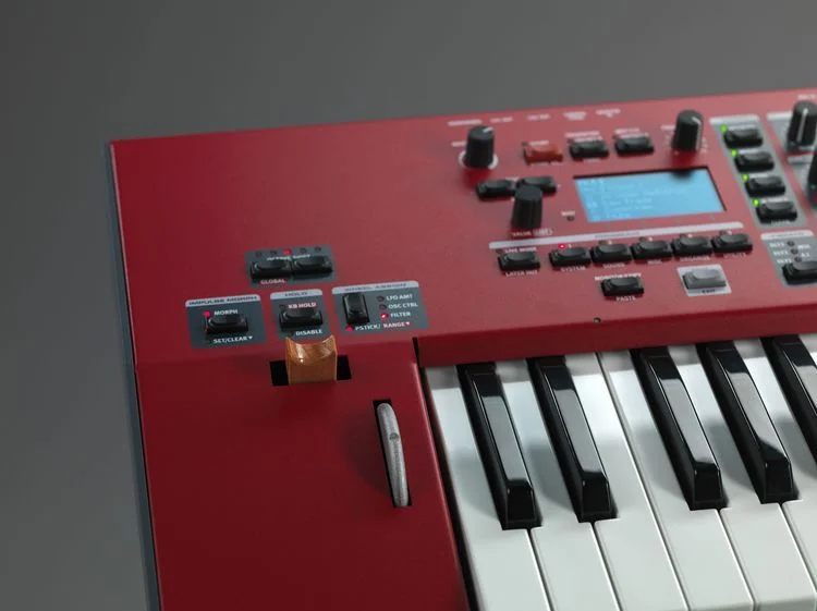  Nord Wave 2 Wavetable and FM Synthesizer