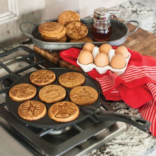  Nordicware NORDIC WARE HOLIDAY PANCAKE PAN(7)