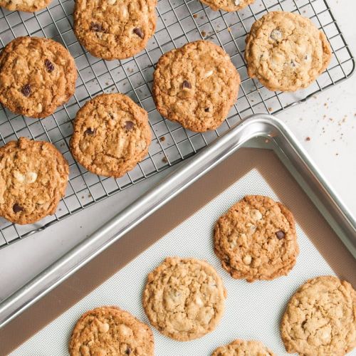  Nordicware Nordic Ware 3 Piece Cookie Baking Set, Aluminum baking sheet, PFOA- Free nonstick steel grid, and silicone mat, Lifetime Warranty, 7.75 X 12.88 X 1