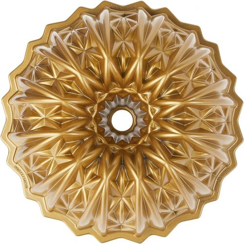  Nordic Ware Cut Crystal Cast Bundt Pan, 10 Cup Capacity, Gold: Kitchen & Dining