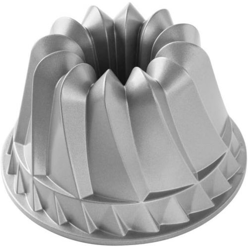  Nordic Ware Kugelhopf Bundt Cake Pan, 9 x 9 x 5.125, Gray: Kitchen & Dining