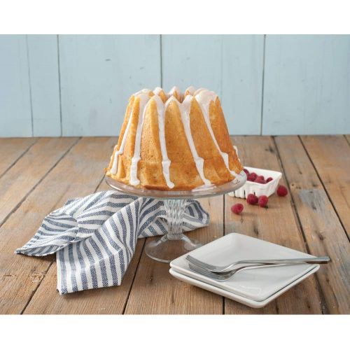  Nordic Ware Kugelhopf Bundt Cake Pan, 9 x 9 x 5.125, Gray: Kitchen & Dining