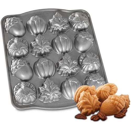  Nordic Ware Seasonal Collection Autumn Cakelette Pan: Bakeware: Kitchen & Dining