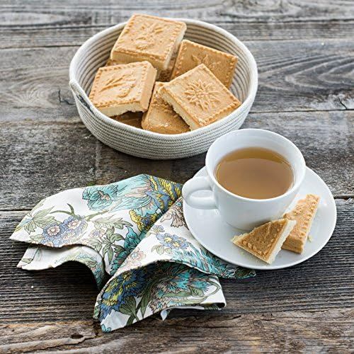  Nordic Ware English Shortbread Pan, 9x9 Inches, Non-stick: Novelty Cake Pans: Kitchen & Dining